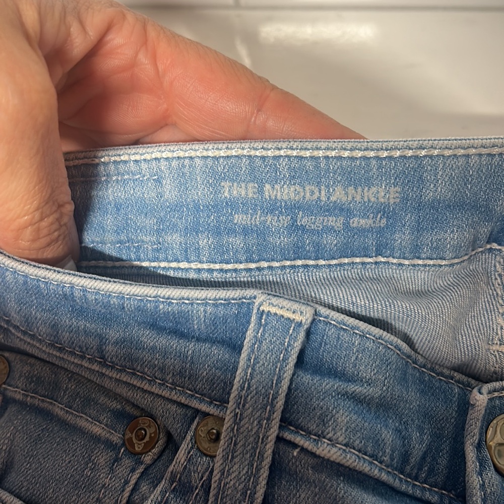 Adriano Goldschmied “AG” Mid Rise Legging Ankle Jean - Picture 6 of 12